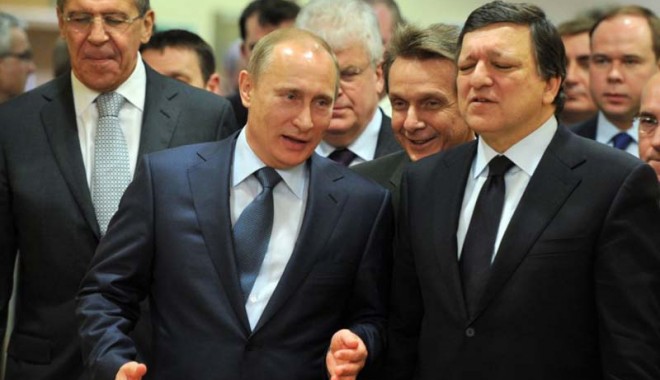 Putin, felicitat de Barroso pentru soluțiile din 