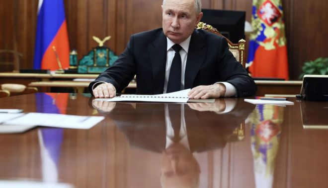 Întâlnire de gradul 0 la Kremlin: Delegația Hamas s-a pus la masă cu Vladimir Putin - putin-1698333061.jpg