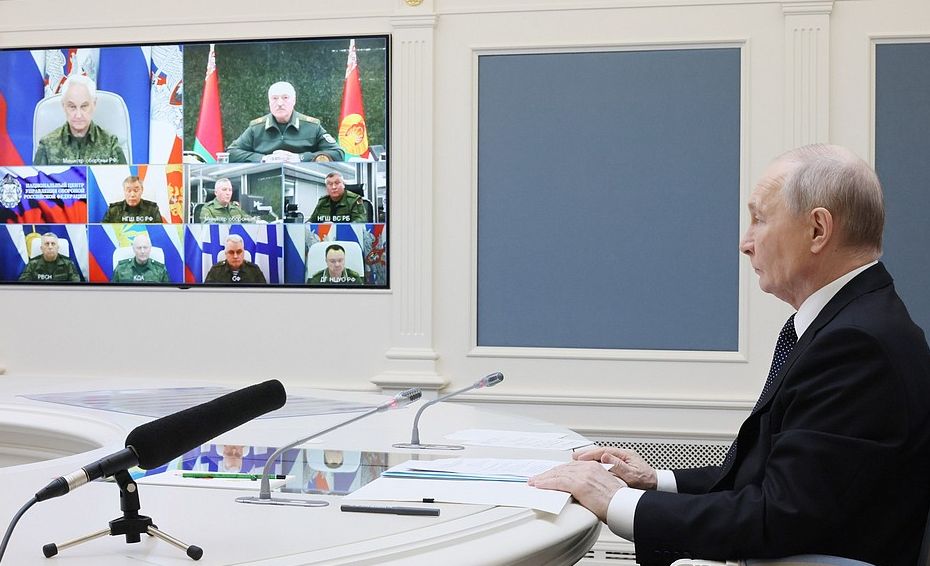 Putin și Lukașenko au supervizat online un exercițiu nuclear comun ruso-belarus - putin-1779446066.webp