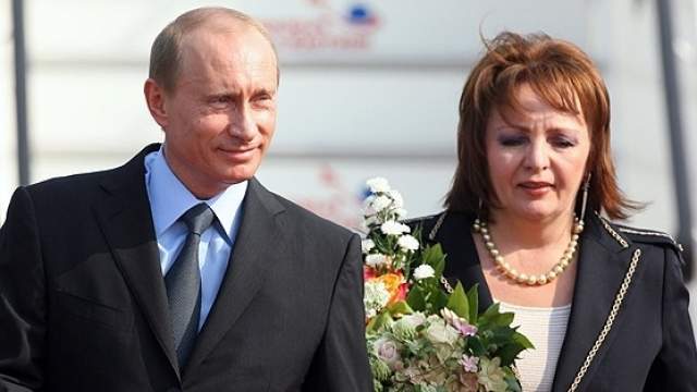 VLADIMIR PUTIN DIVORȚEAZĂ! - putin3-1370586646.jpg