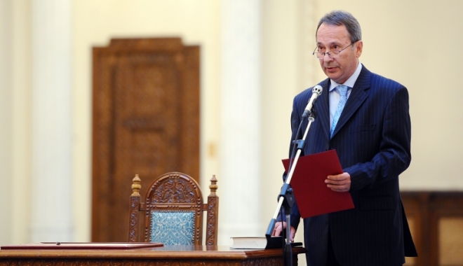 Valer Dorneanu, președintele CCR: 