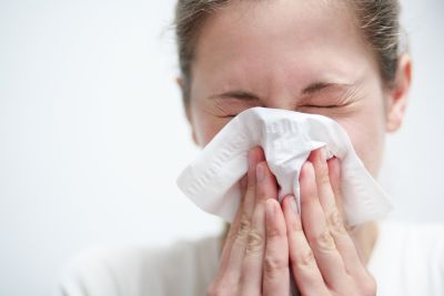 Se înregistrează tot mai multe infecții respiratorii - raceala-1322053413.jpg
