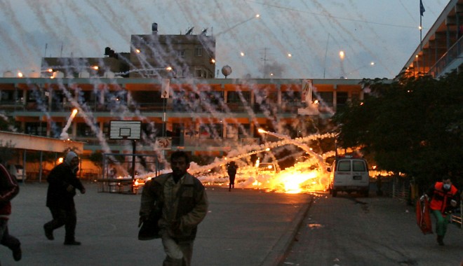 Linie telefonică gratuită pentru rudele românilor aflați în Fâșia Gaza - rachetafasiagaza-1405077375.jpg