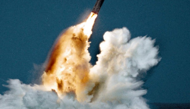 Iranul vrea o rachetă nucleară ce ar putea lovi Europa - rachetanucleara-1331134946.jpg
