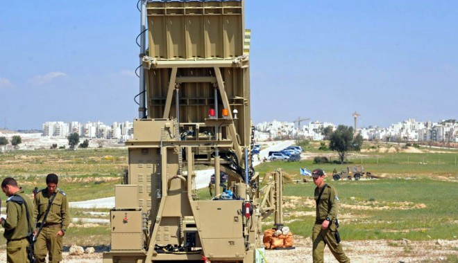 Israelul a testat cu succes un nou model de baterie antirachetă - rachete-1352121866.jpg