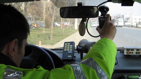 Vezi aici cum poți scăpa de amenda pentru depășirea vitezei legale - radar74742500-1311863404.jpg