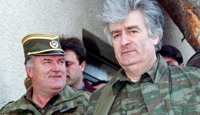 Un ziar sârb le face cadou cititorilor săi un poster cu Radovan Karadzic în uniformă militară - radovankaradzic-1459019623.jpg