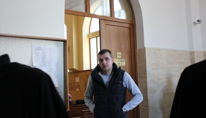 Ucigașul cu BMW pentru prima oară liber în fața judecătorilor! - radupopescu-1330613880.jpg