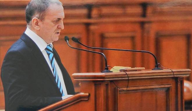 Radu Zlati: Legitimitatea premierului Ponta nu mai există - raduzlati-1439282466.jpg
