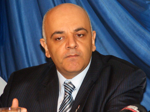 Raed Arafat nu vrea sa intre în politică - raed-1330093568.jpg