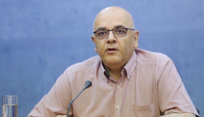 Raed Arafat: Gelurile dezinfectante din comerț omoară coronavirusul, dacă sunt pe bază de alcool - raed-1583166373.jpg