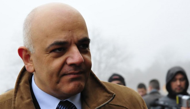 Arafat: Vor fi înființate trei centre noi pentru preluarea pacienților cu arsuri majore - raedarafat-1387647317.jpg