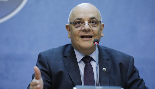 Raed Arafat, despre amânarea începerii școlii: O discuție oficială nu a avut loc - raedarafatinquamphotosgeorgecali-1599288963.jpg