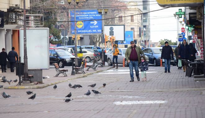 Rafele de vânt puternic, la Constanța. Unde puteți semnala problemele - rafaledevant-1578352112.jpg