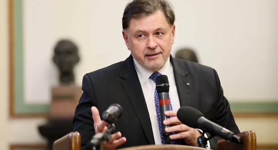 Anticoncepționalele ar putea fi  compensate pe bază de prescripție medicală - rafila-anticonceptionale-1714047829.jpg