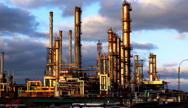 Rafinăria Petromidia, la ceas aniversar. A împlinit 40 de ani de activitate - rafinaria-1567796311.jpg