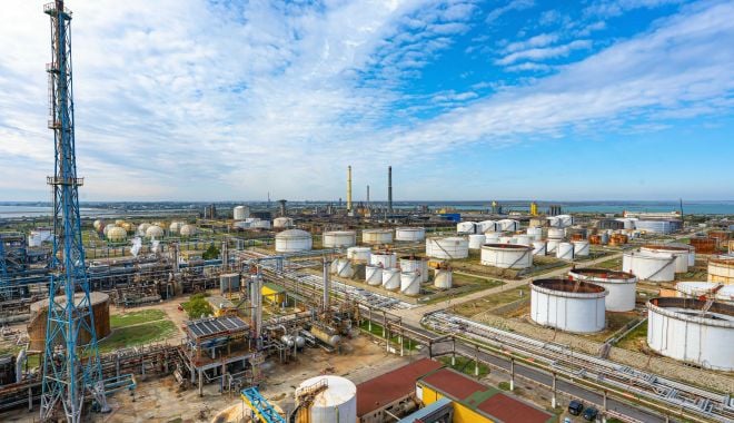 Rompetrol Rafinare a înregistrat rezultate financiare în creştere în semestrul întâi 2021 - rafinariapetromidianavodari-1629017401.jpg