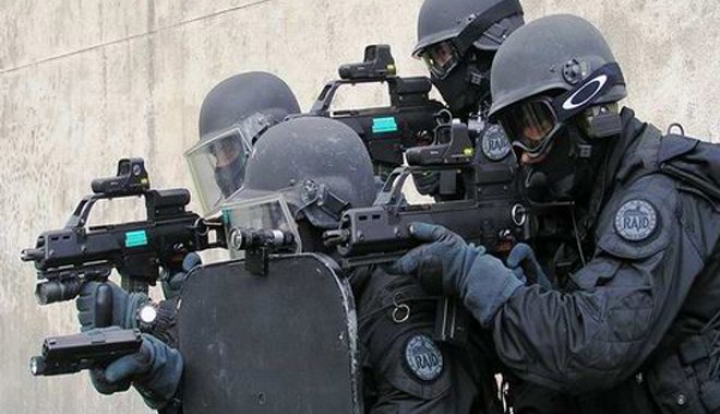 Al-Qaida a revendicat atacul împotriva Ministerului irakian al Justiției - raid-1363535256.jpg