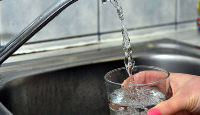 20 de ore fără apă rece în localitatea Hârșova - rajaaparobinetpahar6-1517241125.jpg