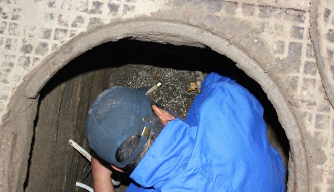 Fără apă rece la Medgidia. Se lucrează la conductele de apă - rajamedgidia-1566375686.jpg