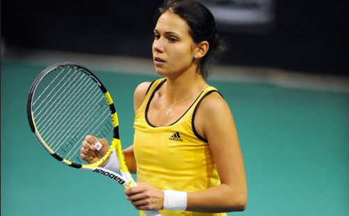 Tenis, WTA Moscova: Raluca Olaru și Nadiya Kichenok, eliminate în sferturile probei de dublu - ralucaolaru-1571242280.jpg