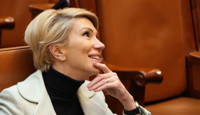 Raluca Turcan candidează pentru funcția de prim-vicepreședinte al PNL - ralucaturcan9tnoq837m1-1496128995.jpg