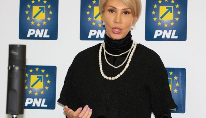 Raluca Turcan: Majoritatea PSD - ALDE - UDMR decredibilizează Parlamentul - ralucaturcanbuna-1521482778.jpg