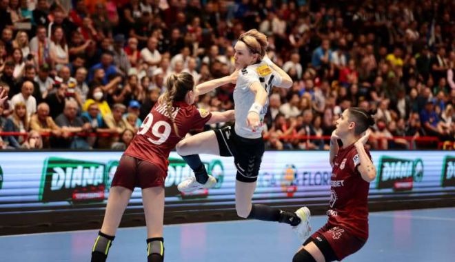 Handbal feminin: CS Rapid București a câștigat titlul de capmioană a României - rapid-1653833899.jpg