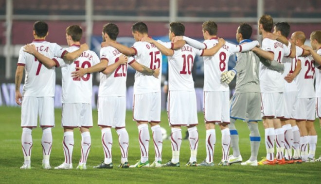 Fotbaliștii de la RAPID PROTESTEAZĂ! - rapidbif097469880400-1364906245.jpg
