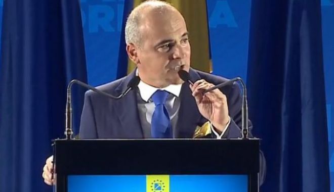 Rareș Bogdan: Azi validăm propunerea de premier. Sunt trei nume - rares-1607517661.jpg