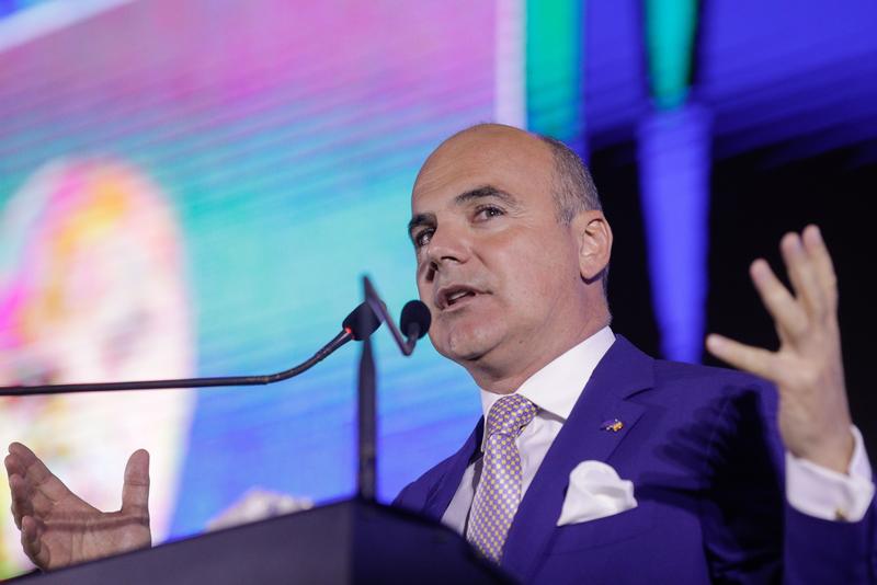 Rareş Bogdan: „Vineri vom depune la Biroul Electoral Central lista de candidaţi pentru europarlamentare” - rares-1712238791.jpg