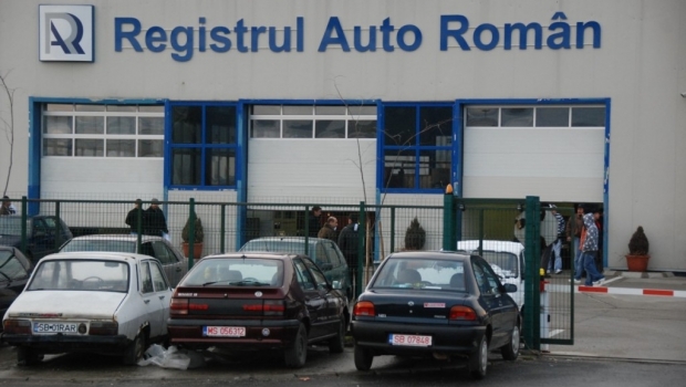Șoferi, atenție! Informația zilei despre programul la Registrul Auto Român - raritpmasiniserviceinspectie4102-1503038084.jpg