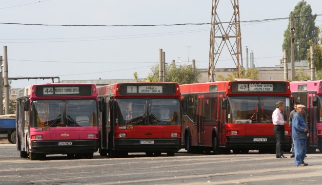 Linia 44, suspendată mâine, timp de două ore - ratc-1349447277.jpg
