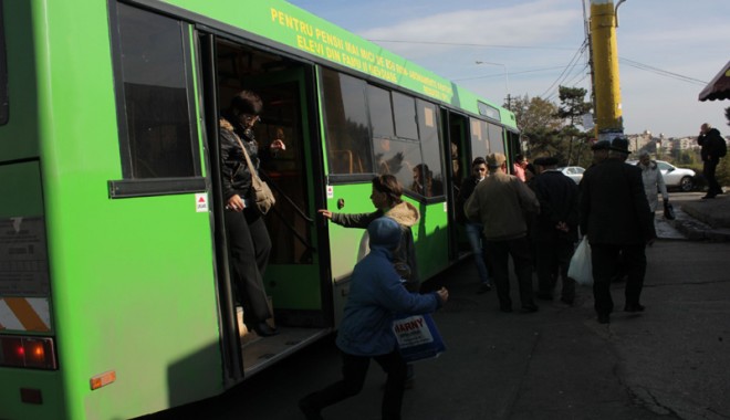 Traseul liniilor RATC 5 și 1, scurtat, în week-end - ratc-1351789043.jpg