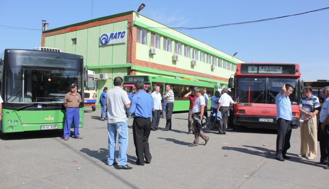 RATC. Autobuzele de pe linia 44, suspendate pentru câteva ore - ratc-1374740305.jpg