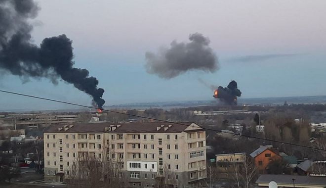 UPDATE. Ucraina afirmă că a doborât cinci avioane şi un elicopter ruseşti, iar Rusia că a distrus infrastructura bazelor aeriene ucrainene - razboiucraina-1645686190.jpg