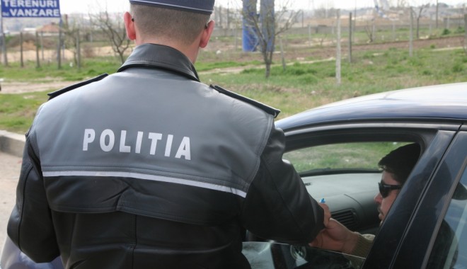 Acțiune a polițiștilor rutieri. Pietonii, cei mai sancționați! - razie-1366946526.jpg
