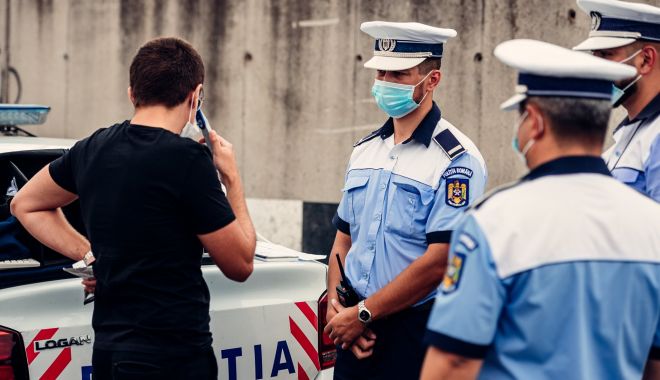 Razie pe străzile Constanței: peste o sută de amenzi, aplicate de oamenii legii - razie2-1602517380.jpg