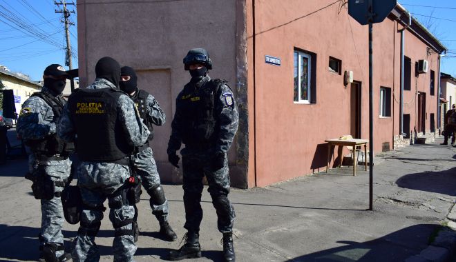Razie în barurile și sălile de jocuri de noroc din Constanța - raziecluburi-1580674436.jpg