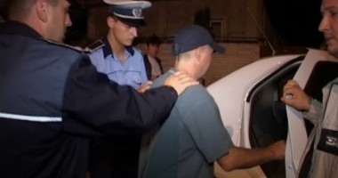 Razie a polițiștilor din Ovidiu - raziepolitisti1349948465-1350206265.jpg