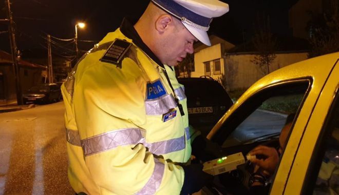 Șoferi drogați cu metamfetamină, canabis și cocaină, pe șoselele din Constanța - raziesoferidrogati-1574022350.jpg