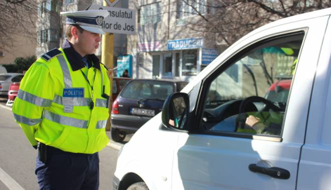 Razii de amploare pentru depistarea șoferilor băuți, în Constanța - raziideamploaredepistaresoferiba-1421601264.jpg