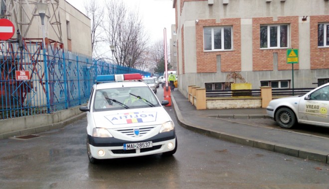 Razii pe șoselele din Constanța.  600 de șoferi, trași pe dreapta - raziipesoseleledincta-1395586425.jpg