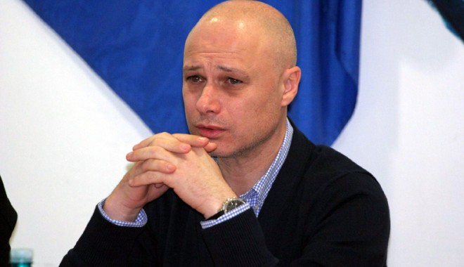 Ce a făcut în primul an de mandat deputatul Andrei Răzvan Condurățeanu - razvancondurateanuppdd2-1384792509.jpg