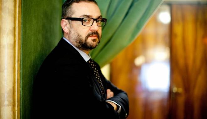 Directorul Operei Române și un alt angajat al instituției, reținuți - razvanioandincainfoaieruloperei-1431499915.jpg