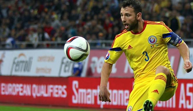Răzvan Raț, inclus de UEFA în echipa ideală a preliminariilor EURO 2016 - razvanrat-1444930060.jpg