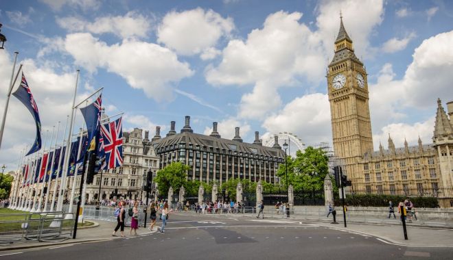 Regatul Unit intenționează să atragă cei mai buni cercetători, după Brexit - reagtul-1580164087.jpg
