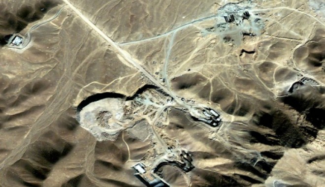 Explozie puternică într-un complex nuclear din Iran - realitateapunctnet-1359388180.jpg