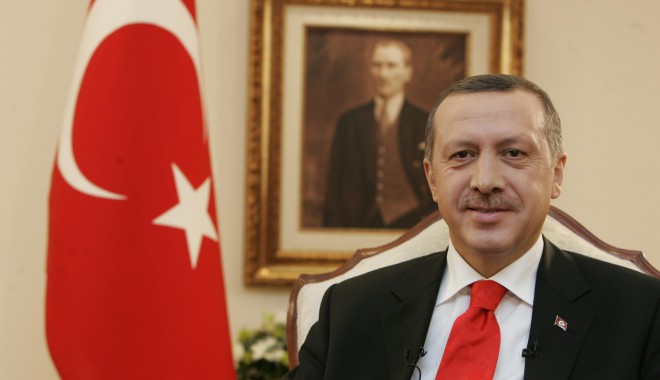 YouTube și Facebook ar putea fi interzise îîn Turcia - receperdoganturkishpm-1394189632.jpg