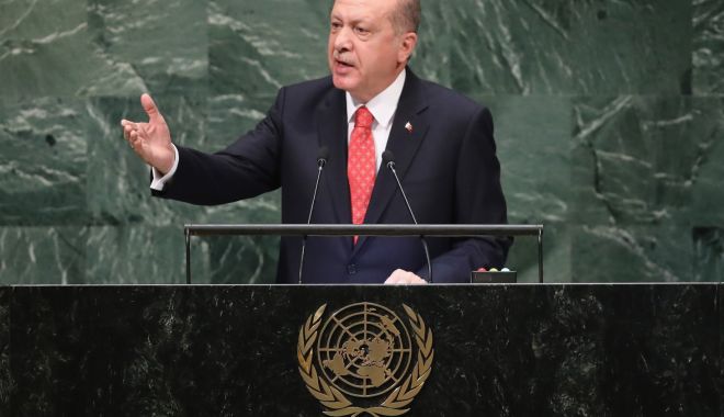 Erdogan cere Arabiei Saudite să dezvăluie cine a ordonat asasinarea jurnalistului Jamal Khashoggi - receptayyiperdogan-1540553294.jpg